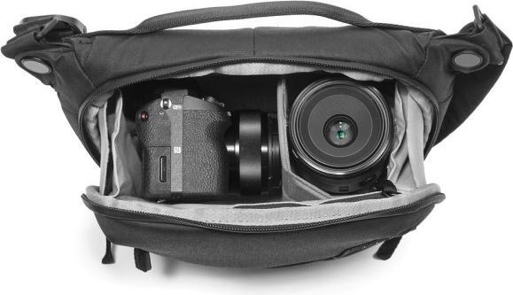 Actual product image Peak Design Everyday Sling (Camera hip bag, 3 l)