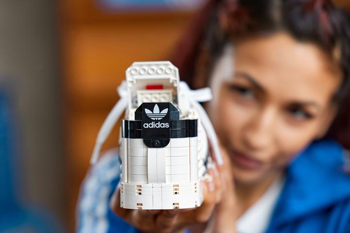 Productafbeelding LEGO Adidas Originals Superstar (10282, LEGO Icons)
