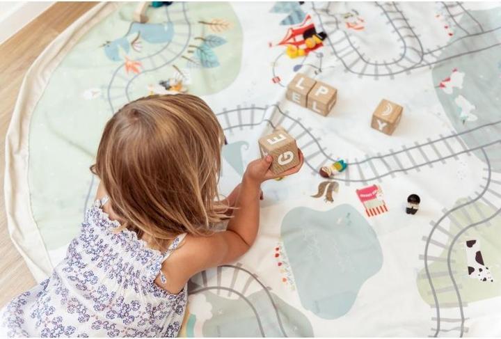 Actual product image play&go train (140 x 140 cm)