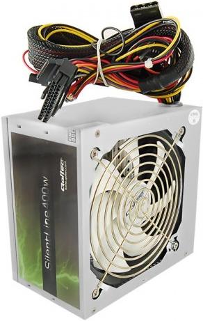 Qoltec SilentLine - 425 W - 230 V - 50 Hz - 5 A - Passiv - 26 A (450 W)
