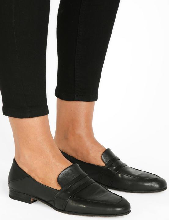 Produktbild Inuovo Dieser komfortable und klassische Slipper von überzeugt durch seine schlichte Eleganz in Penn (40)
