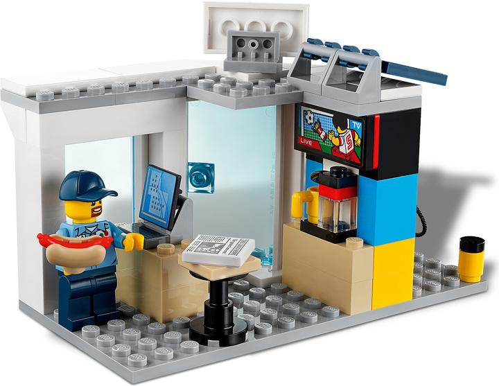 Actual product image LEGO Filling station (60257, LEGO City)