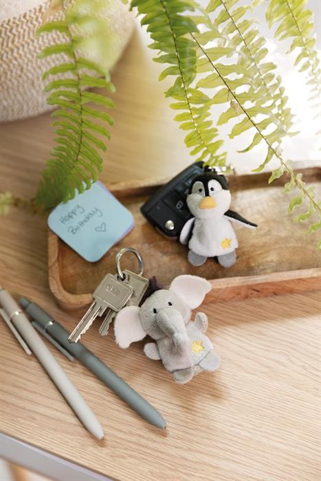 Actual product image Magni NICI Schlüsselanhänger Elefant mit Stern 5cm