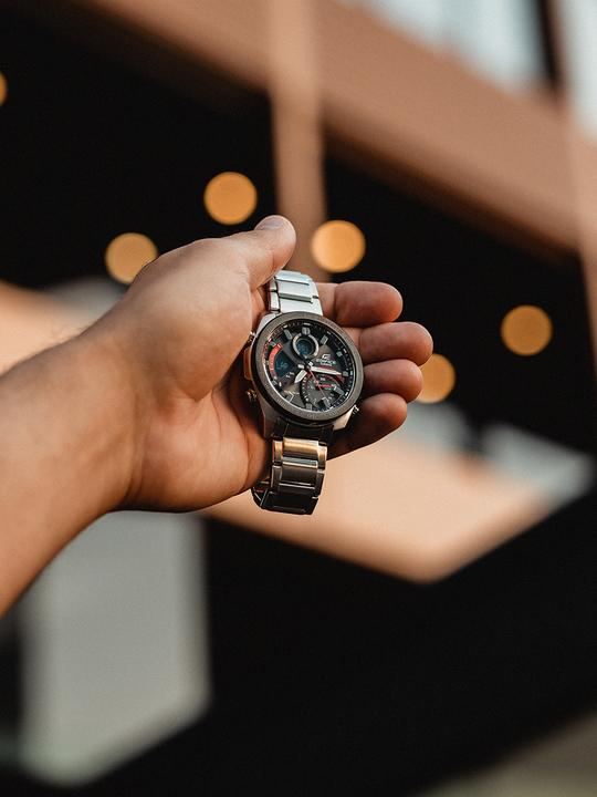 Produktbild Casio Edifice ECB-900DB-1AER (Digitaluhr, Analoguhr, Chronograph, 46 mm)