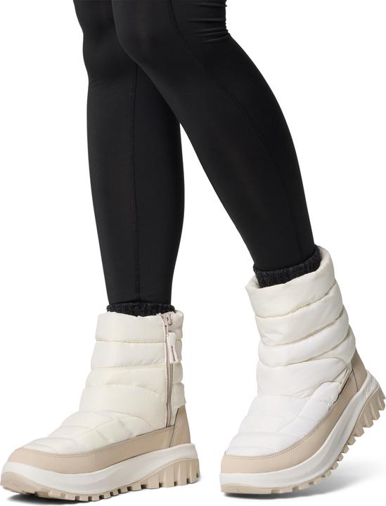 Actual product image Columbia Women's Snowtrot Mid (38)