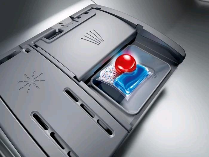 Produktbild Bosch Hausgeräte SMI6ECS12E Serie 6 A
