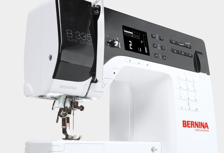 Produktbild Bernina 335 Black Edition Swiss Premium