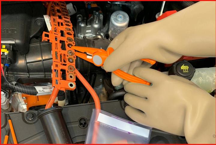 Actual product image KS Tools Electrician's protective glove with protective iso (12)