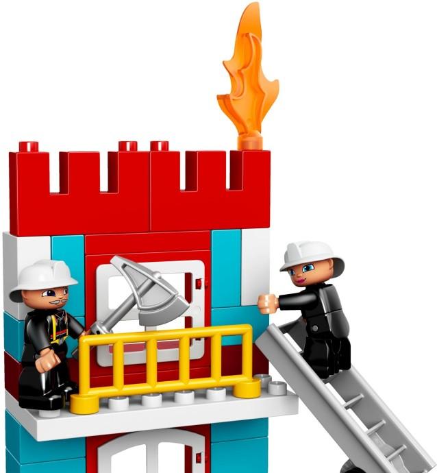 Produktbild LEGO Feuerwehr-Hauptquartier (10593)