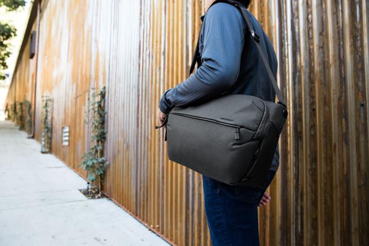Produktbild Peak Design Everyday Sling (Kamera Bereitschaftstasche, 10 l)