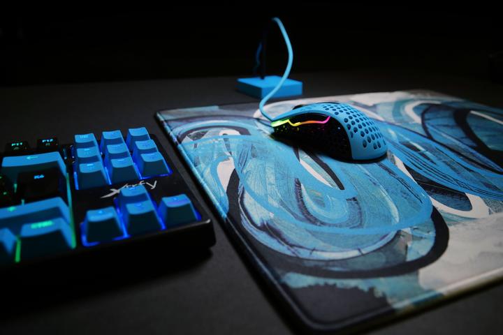 Actual product image CHERRY xtrfy GP4 (L)