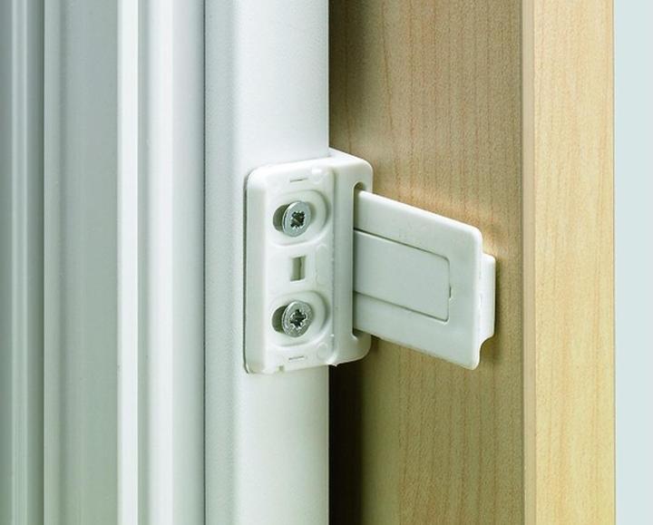 Produktbild Hettich Schleppbeschlag für Einbaukühlschränke (1 Stk.)