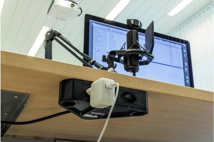 Produktbild Steffen Steba Corner Stromcenter (6 x, Typ 13, USB-A, 2 m)