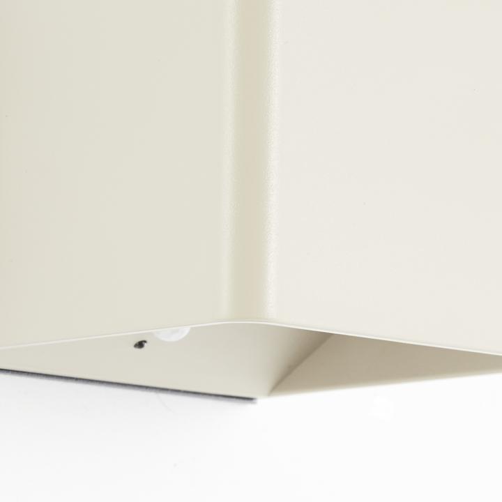 Actual product image Brilliant Iseo (300 lm, IP44)