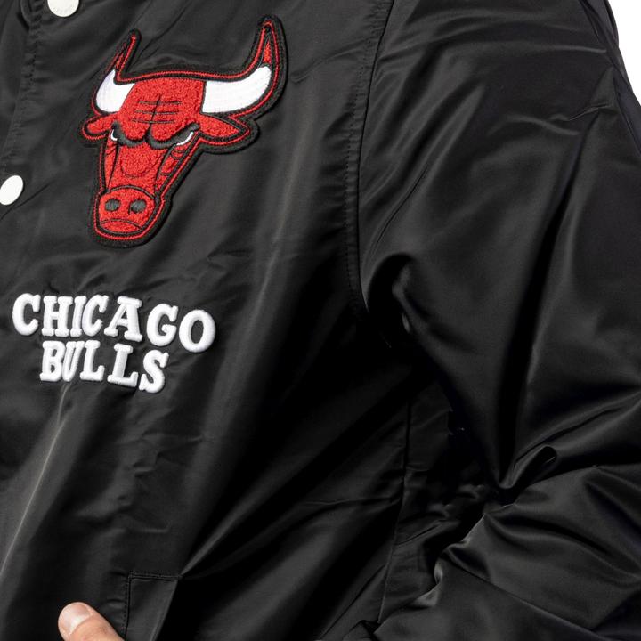 Image du produit New Era College Veste - LOGO SELECT Chicago Bulls (M)