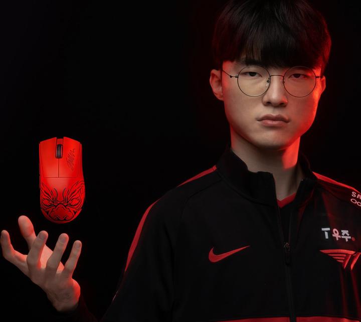 Actual product image Razer Deathadder V3 Pro Faker Edition (Cable, Wireless)