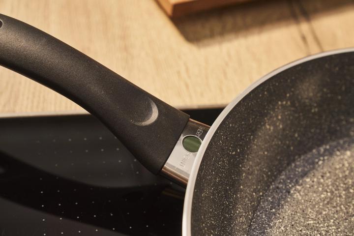 Actual product image Ballarini Bologna Ceramic frying pan 28cm (Frying pan, Ceramic)