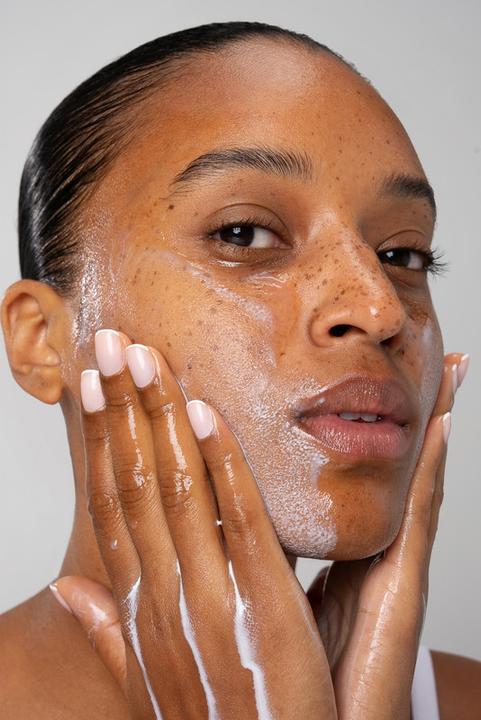 Actual product image Même Schmelzendes Abschmink-Gelée (Gel, 50 ml)