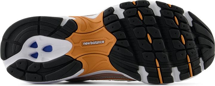 Actual product image New Balance MR530ADC (45)