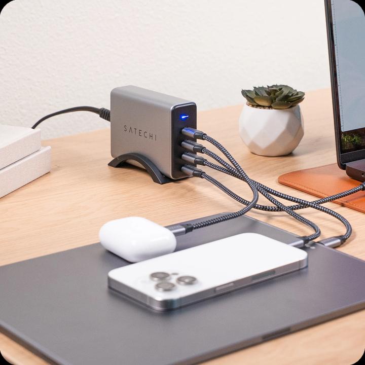 Actual product image Satechi 4-Port GaN Charger (165 W)