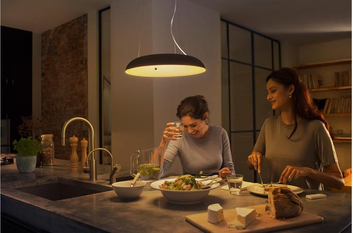 Produktbild Philips Hue Amaze Basis BT (3000 lm)