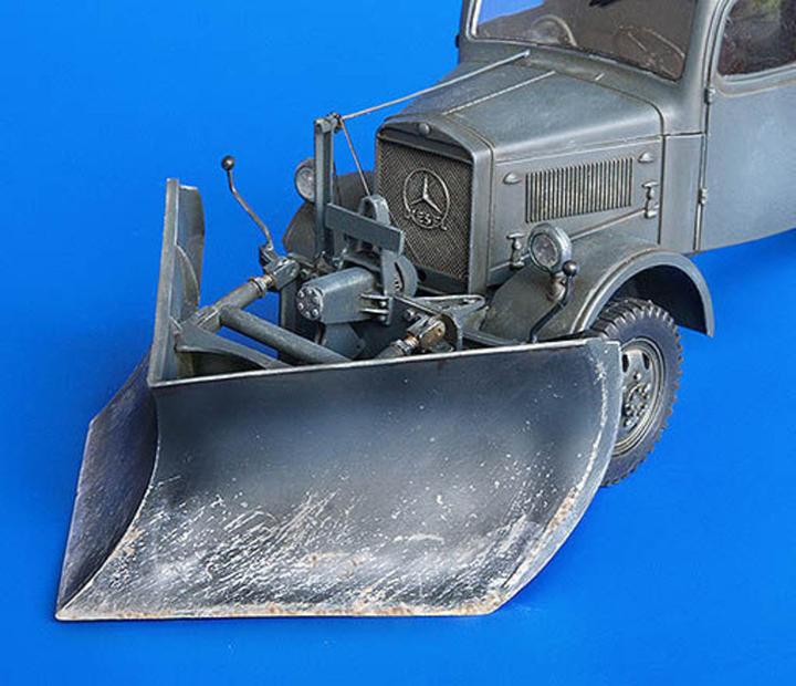 Produktbild Plus Model Schneeschieber für Italeri Bausatz
