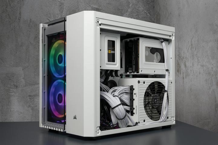 Actual product image Corsair Crystal 280X TG RGB (mATX)