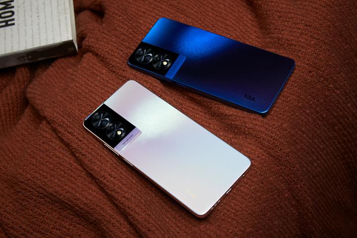 Image du produit TCL 40 NXTPAPER BLEU MIDNIGHT 256GB (256 Go, Midnight Blue, 6.78", Double SIM, 50 Mpx, 4G)