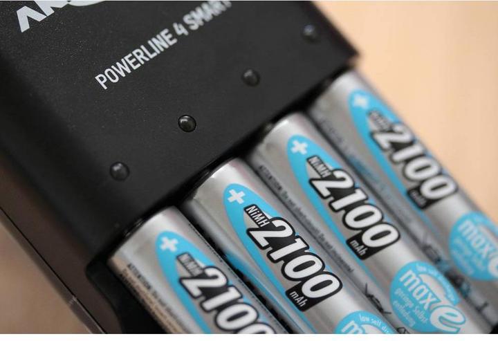 Produktbild Ansmann Mignon (AA)-Akku NiMH maxE 6 + (8 Stk., AA, 2100 mAh)