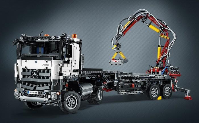 Image du produit LEGO Mercedes-Benz Arocs 3245 (42043, LEGO Technic)