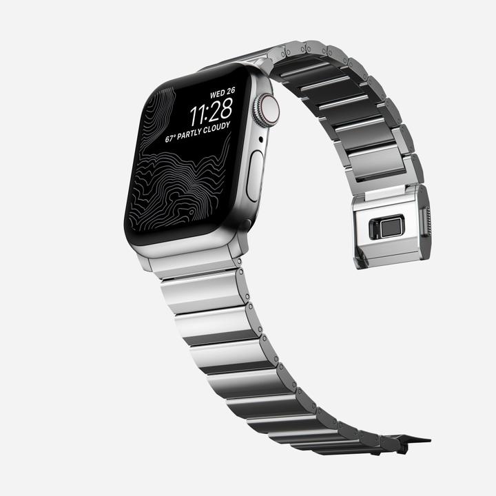Actual product image Nomad Strap Stainless Steel silver V2 42/44 mm (44 mm, 42 mm, Stainless steel)