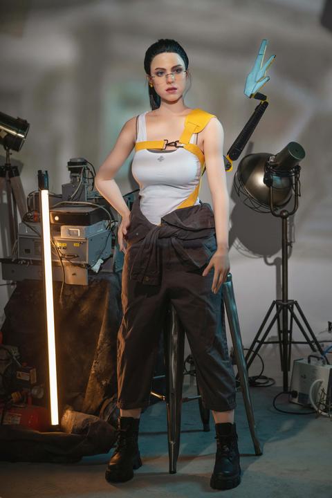 Produktbild Game Lady Full Silicone Doll Mama 168 cm