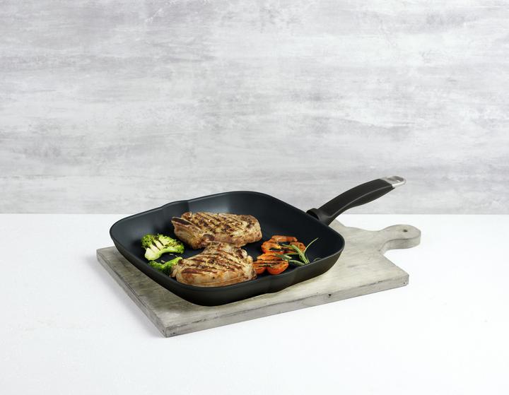 Actual product image Kuhn Rikon Titanio Star Grill (20 cm, Grill pan, Aluminium)