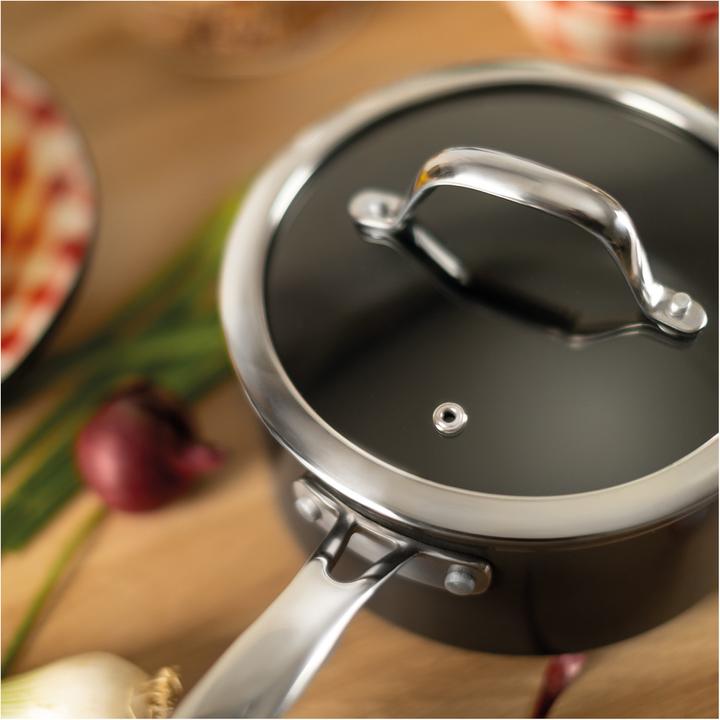 Actual product image Kuhn Rikon Easy Pro (16 cm, Saucepan, Aluminium)