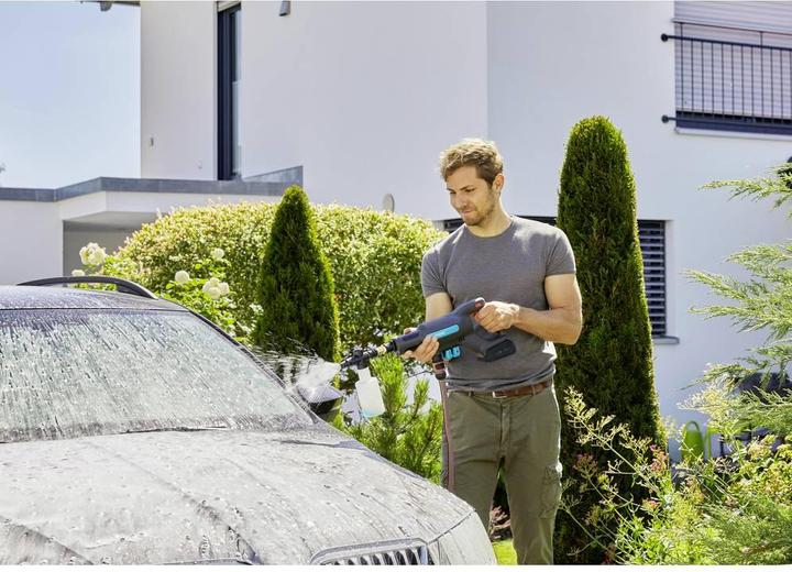 Actual product image Gardena AquaClean (Rechargeable battery operated)