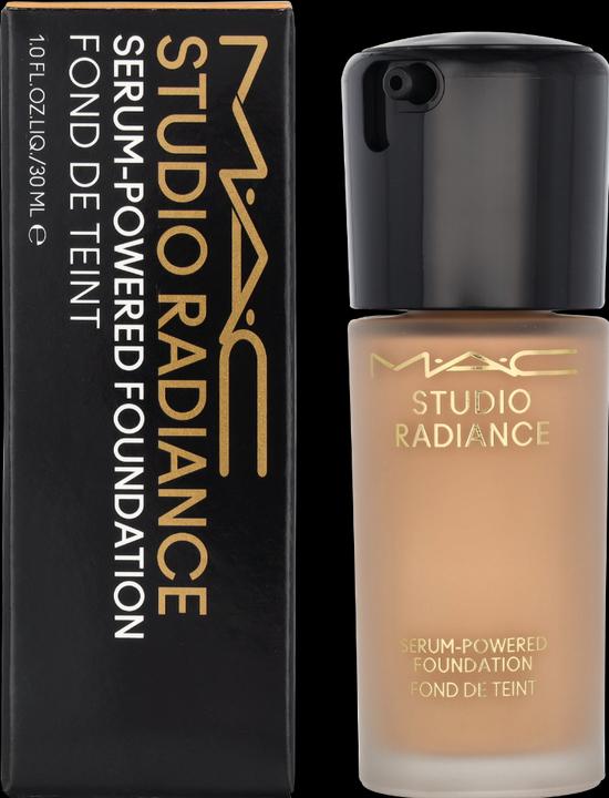 Actual product image MAC Cosmetics M.A.C. Studio Rad Serum Pow Fond de Teint NC17 (No. NC17)