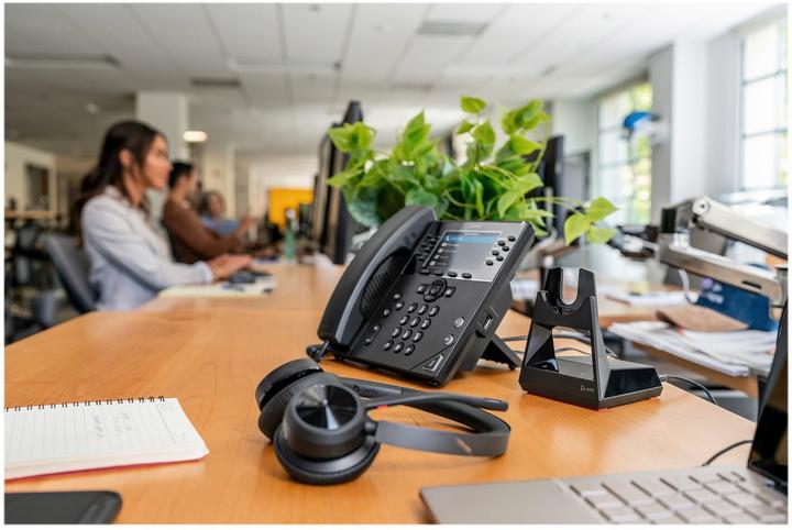 Produktbild Poly Voyager 4320 (Kabellos, Kabelgebunden, USB-A)
