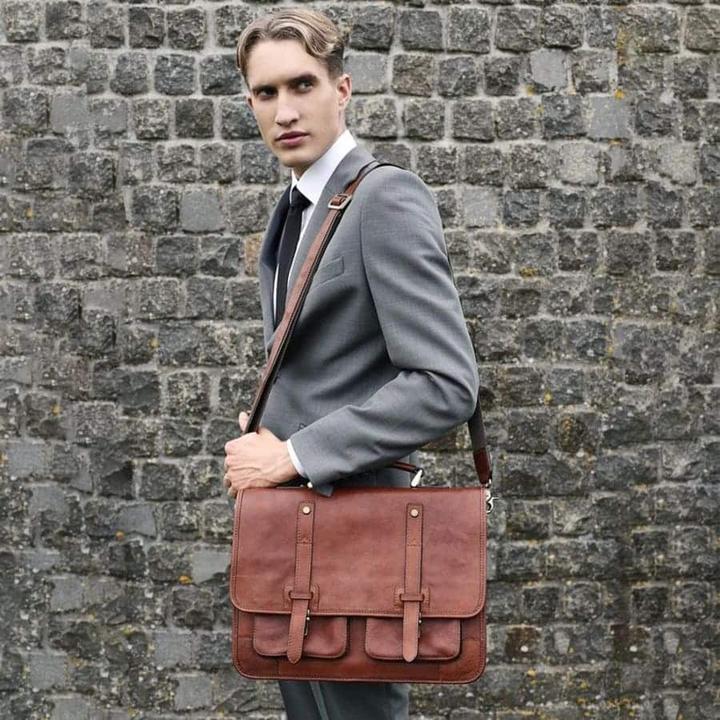 Immagine prodotto Only-Bags.Store Zaino a valigetta in pelle opaca marrone cognac