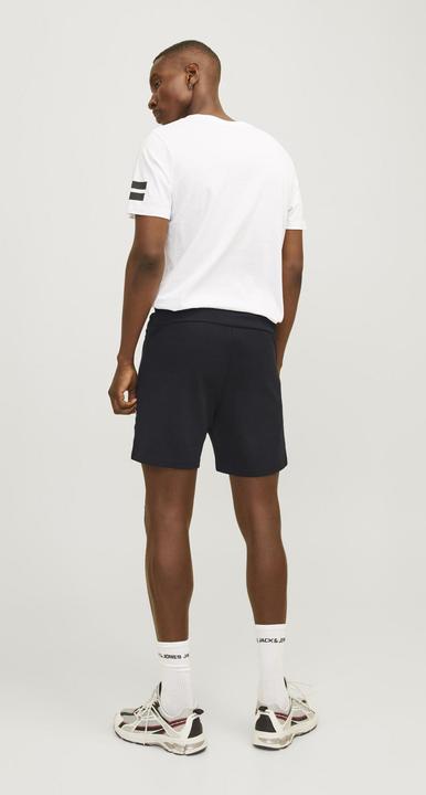 Actual product image Jack & Jones Reissverschlusstasche Interlock Sweatshorts (XS)