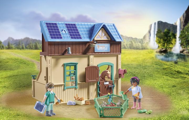 Produktbild Playmobil Amelia & Whisper mit Pferdebox (71353, Playmobil Horses of Waterfall)