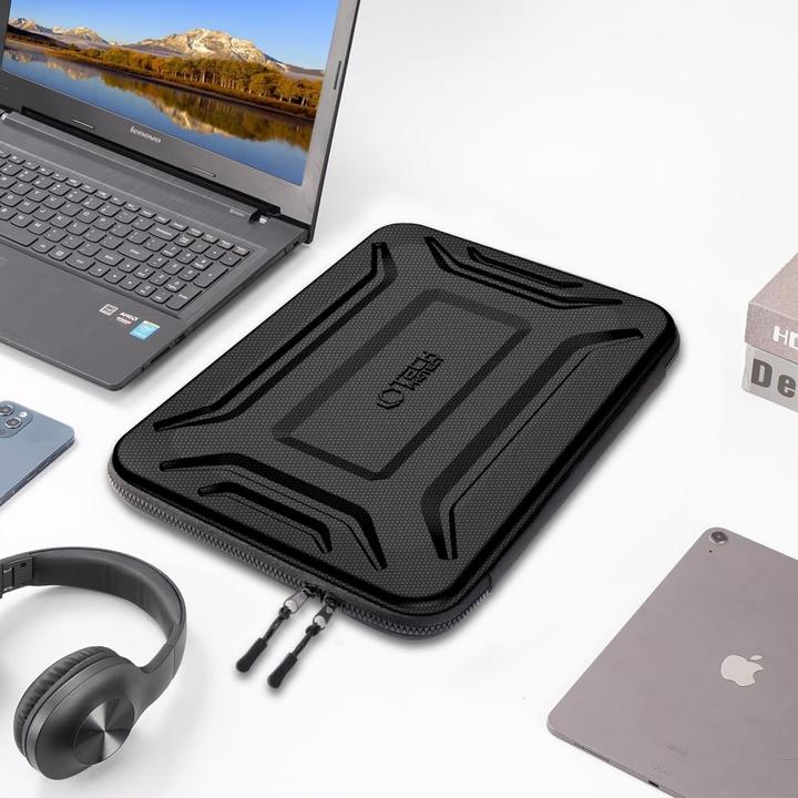 Actual product image Tech-Protect Kevlar Pro Laptop Case 13-14 - Black (14")