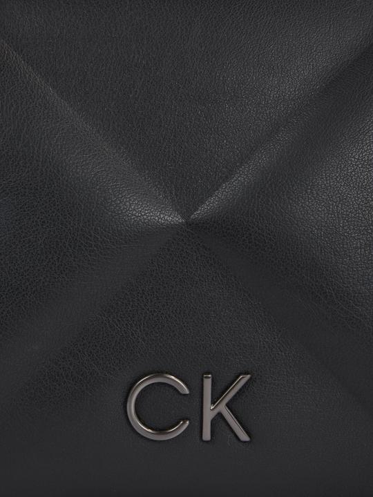 Actual product image MGA Re-Lock Quilt Shoulderbag