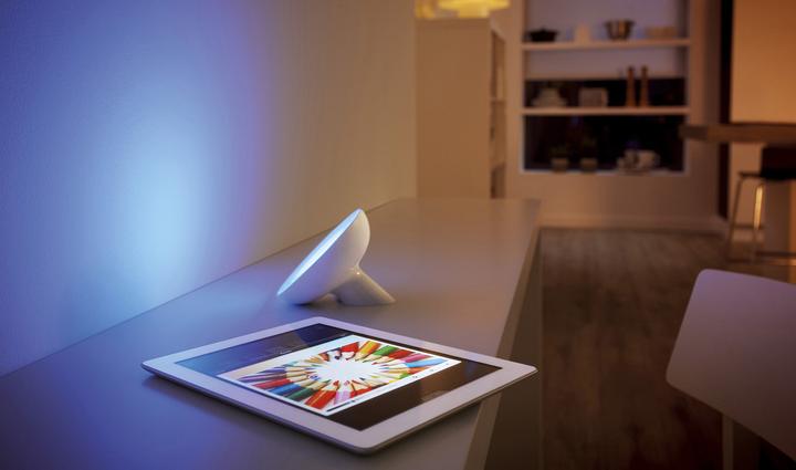 Produktbild Philips Hue Bloom Basis (120 lm)