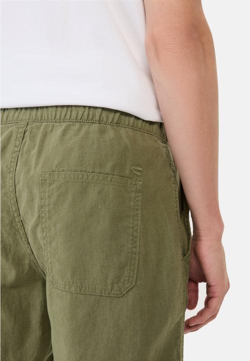 Actual product image Camel Active Chino Shorts mit elastischem Bund (40)