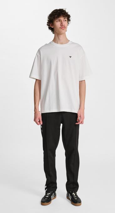 Actual product image hummel Bee (L)