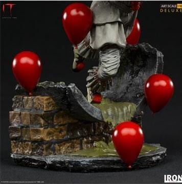 Actual product image Iron Studios Stephen Kings Es 2: Pennywise 1/10