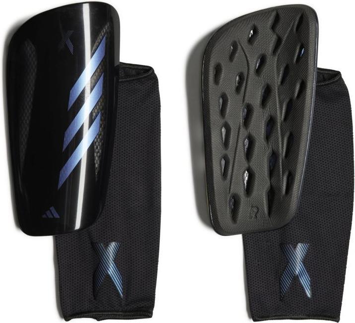 000 Black, Black