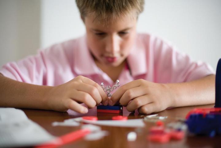 Produktbild 4M Set für Experimente mit Magneten KidzLabs