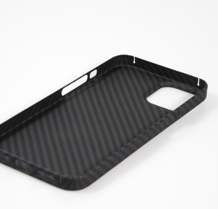 Produktbild Carbomile Hülle Schutzcase aus echtem Aramid Carbonfaser (Apple iPhone 15 Pro)