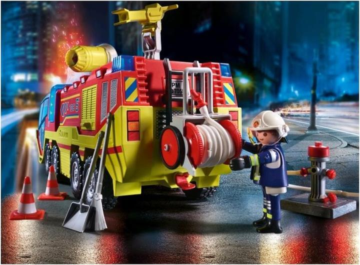 Produktbild Playmobil Feuerwehreinsatz mit Löschfahrzeug (70557, Playmobil City Action)